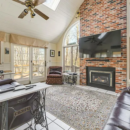 Waterfront Home With Boat Dock And Sunroom In Gardiner